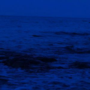 芈月光溜溜屁股被猛操调教骚屄
